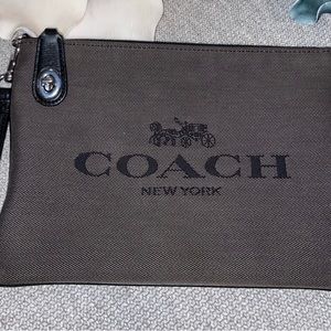 COACH LARGE WRISTLET